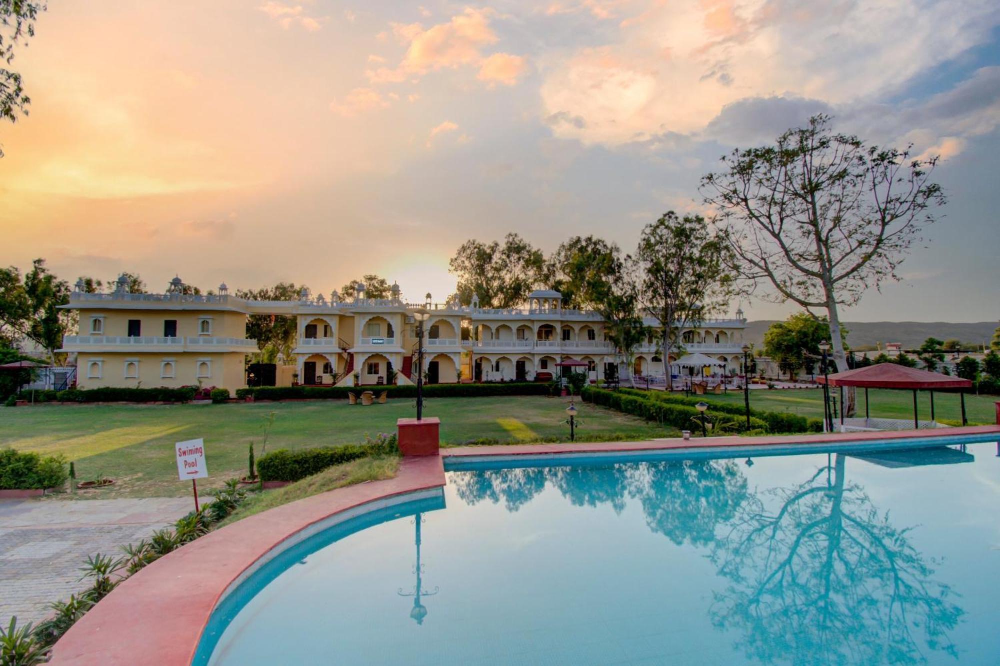 Palette - Rani Bagh Resort Jaipur Buitenkant foto