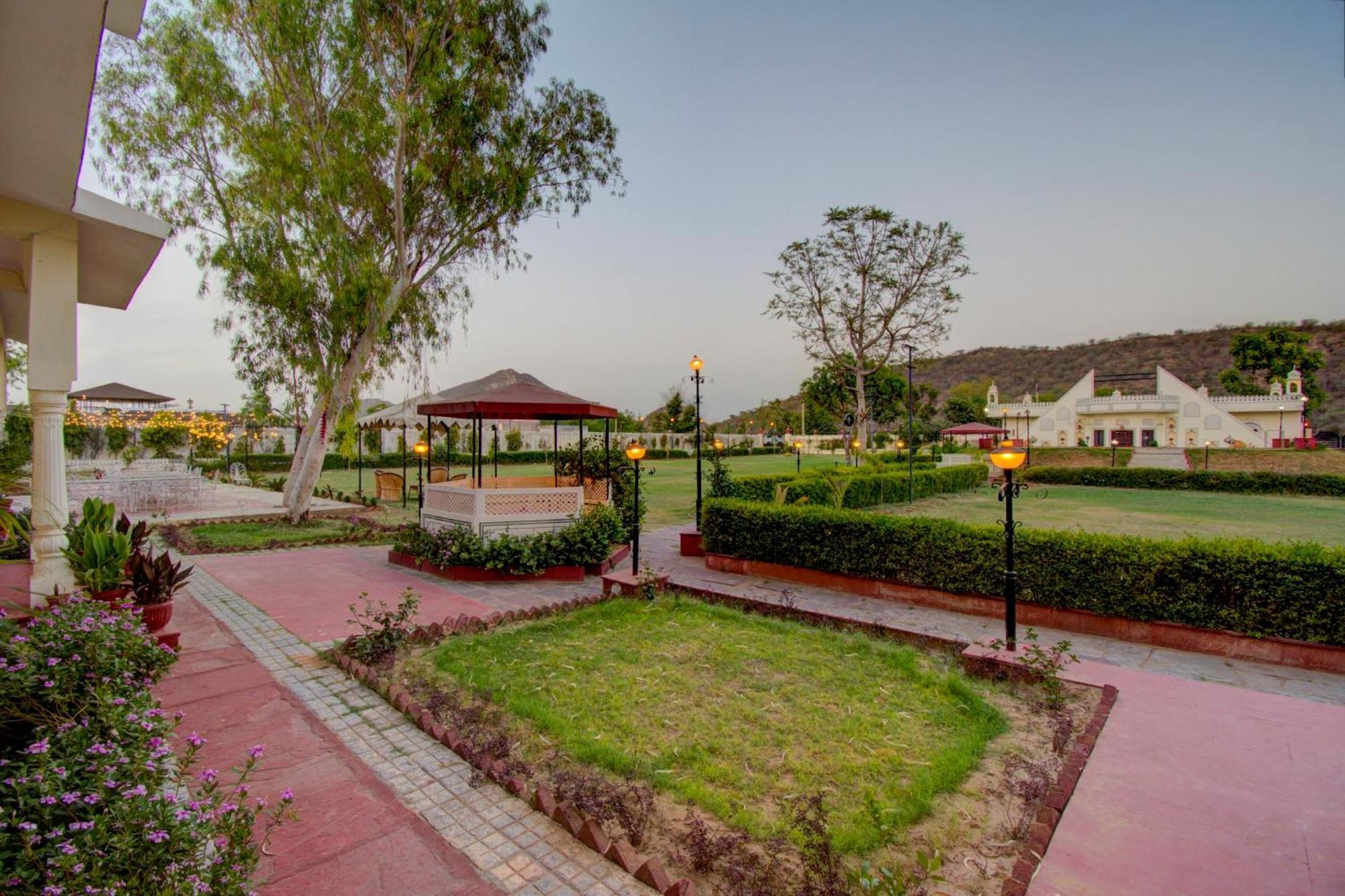 Palette - Rani Bagh Resort Jaipur Buitenkant foto