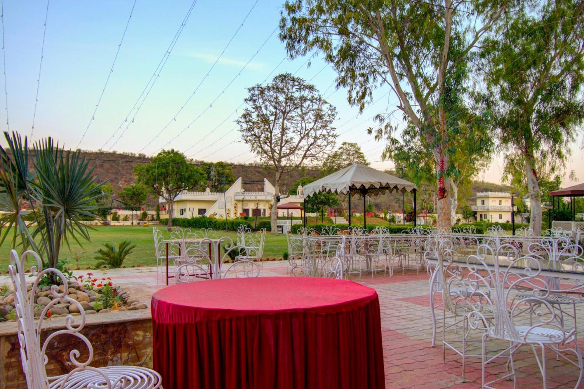 Palette - Rani Bagh Resort Jaipur Buitenkant foto